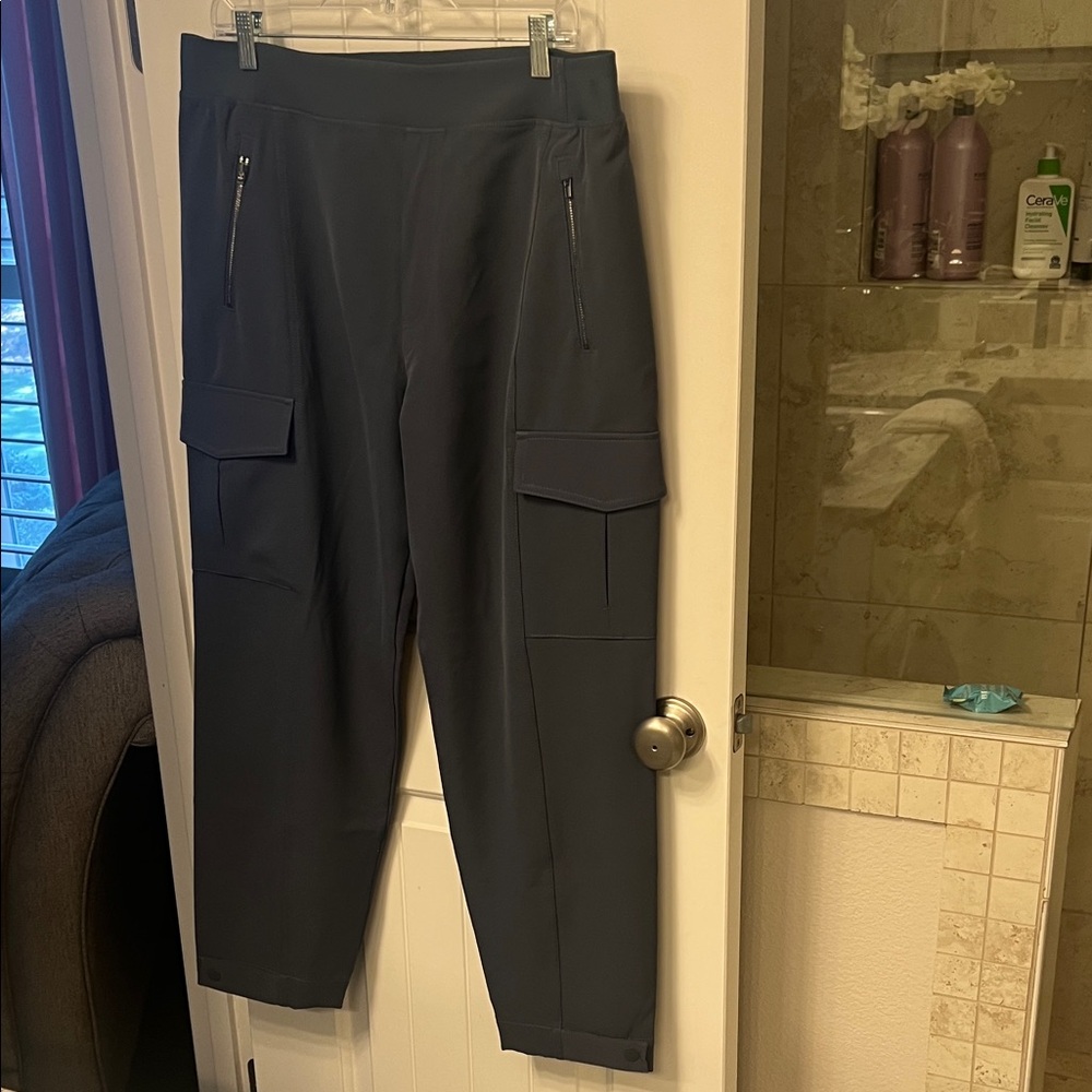 Athleta Women’s Slate Blue Cargo/Travel Pants